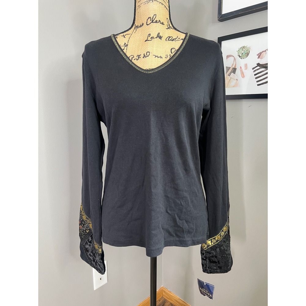 Boho whimsical gothic black long sleeve tee shirt velvet cuffs medium Sonoma